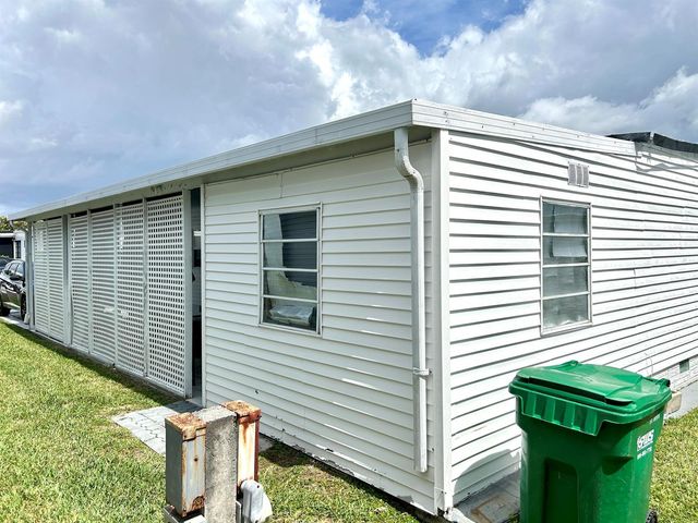 3240 State Street, Hollywood, FL 33021