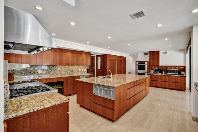 2441 SW 28th Avenue, Fort Lauderdale, FL 33312