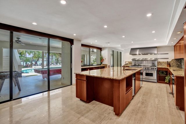 2441 SW 28th Avenue, Fort Lauderdale, FL 33312