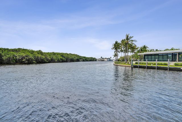 2441 SW 28th Avenue, Fort Lauderdale, FL 33312
