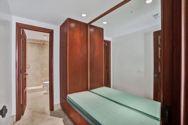 2441 SW 28th Avenue, Fort Lauderdale, FL 33312