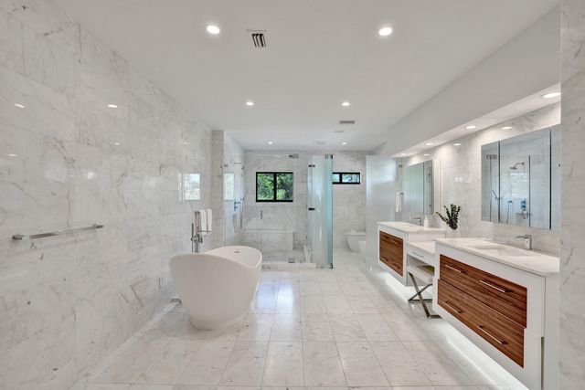 2441 SW 28th Avenue, Fort Lauderdale, FL 33312