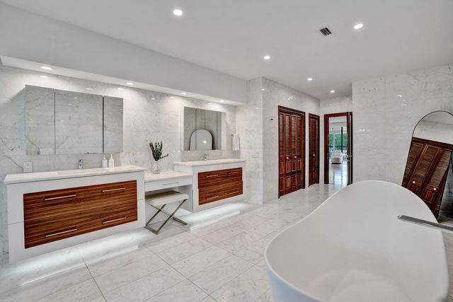 2441 SW 28th Avenue, Fort Lauderdale, FL 33312