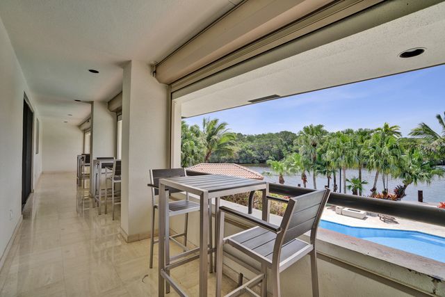 2441 SW 28th Avenue, Fort Lauderdale, FL 33312