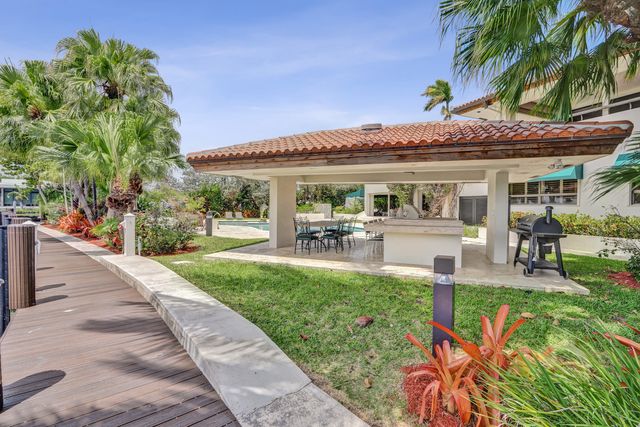 2441 SW 28th Avenue, Fort Lauderdale, FL 33312