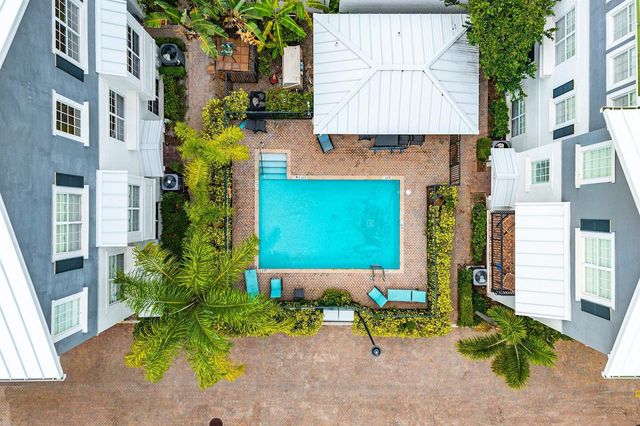 290 NE 5th Avenue 9, Delray Beach, FL 33483