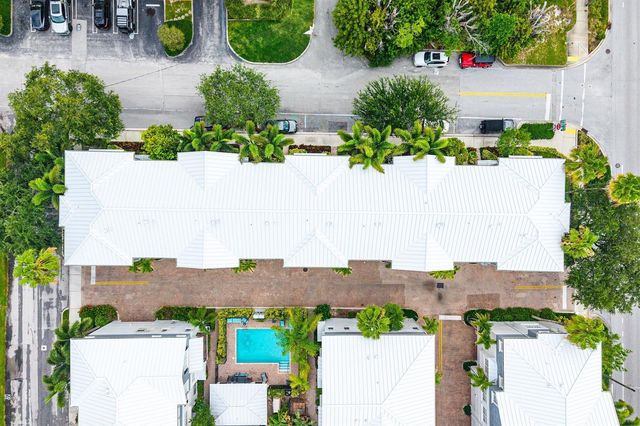 290 NE 5th Avenue 9, Delray Beach, FL 33483