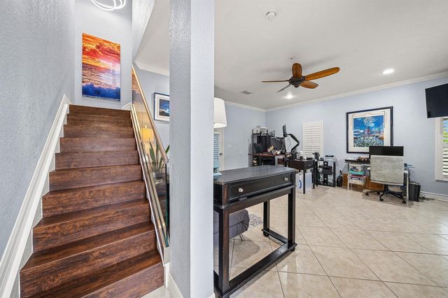 290 NE 5th Avenue 9, Delray Beach, FL 33483