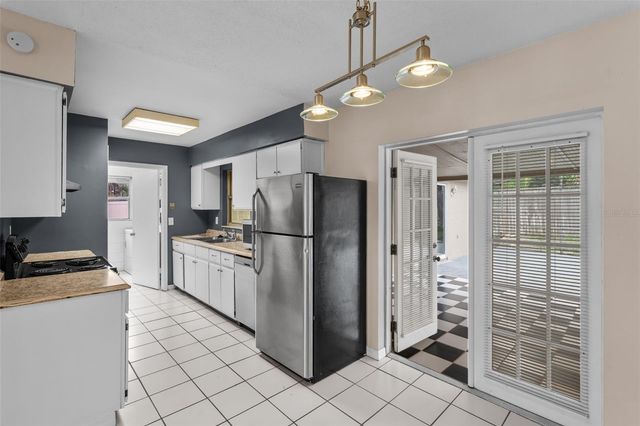 52 ALICANTE ROAD, Debary, FL 32713