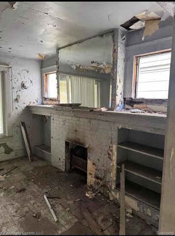 75 Portage Street, Highland Park, MI 48203