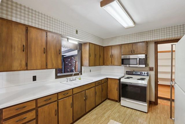 208 Main Street, Verona, WI 53593