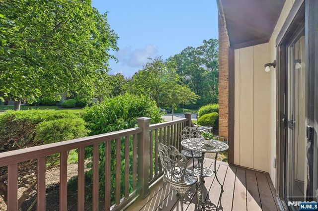 38 Park Street 11C, Florham Park Borough, NJ 07932