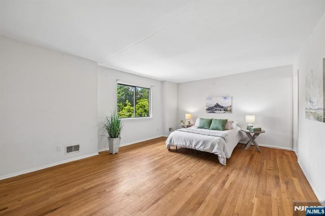 38 Park Street 11C, Florham Park Borough, NJ 07932