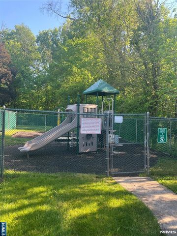 38 Park Street 11C, Florham Park Borough, NJ 07932