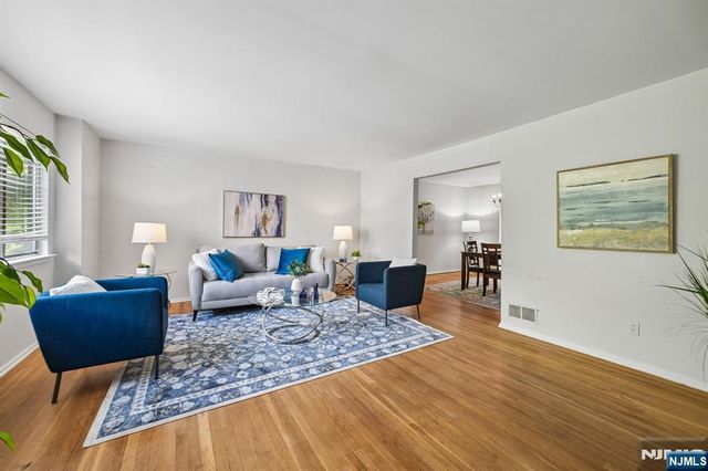 38 Park Street 11C, Florham Park Borough, NJ 07932
