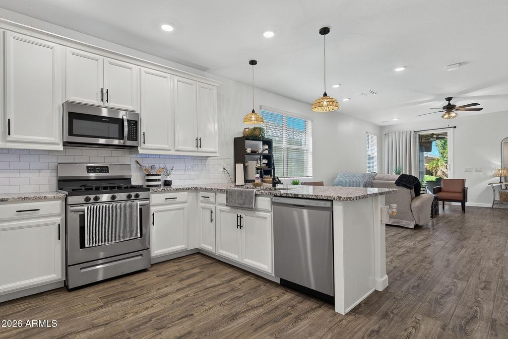 12800 N 145TH Drive, Surprise, AZ 85379 — photo 4