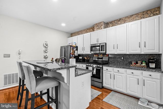 13344 FERRY LANDING LN, Woodbridge, VA 22191