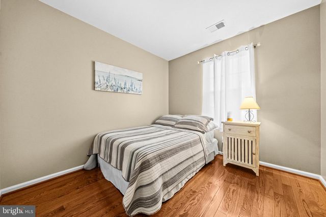 13344 FERRY LANDING LN, Woodbridge, VA 22191