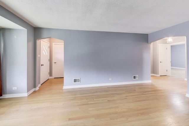 3822 W 71st Street, Chicago, IL 60629