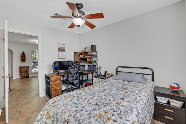 140 Elm Drive, Onalaska, TX 77360