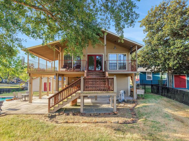 140 Elm Drive, Onalaska, TX 77360