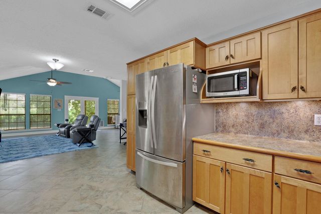 140 Elm Drive, Onalaska, TX 77360