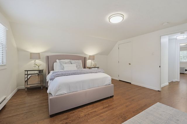 21 Burt St, Attleboro, MA 02703