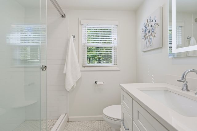 21 Burt St, Attleboro, MA 02703