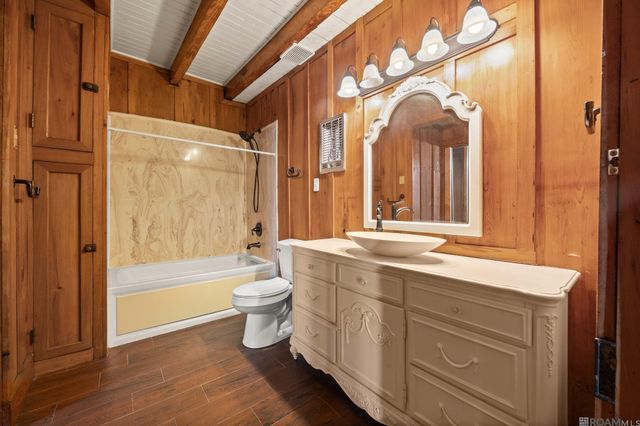 906 E Weber Dr, Gonzales, LA 70737