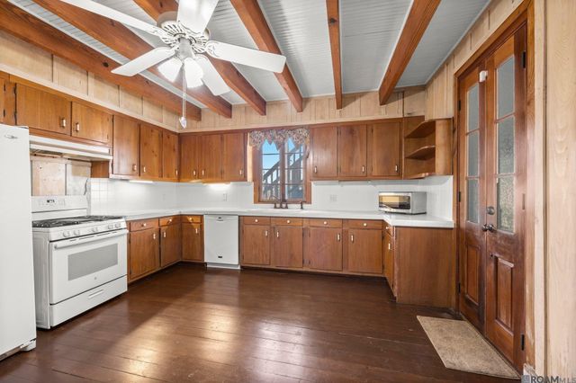 906 E Weber Dr, Gonzales, LA 70737