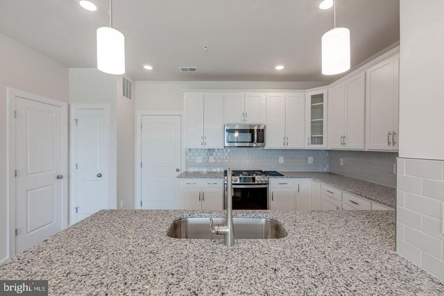 43357 RADFORD DIVIDE TER, Ashburn, VA 20148