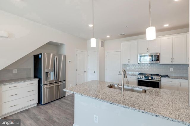 43357 RADFORD DIVIDE TER, Ashburn, VA 20148