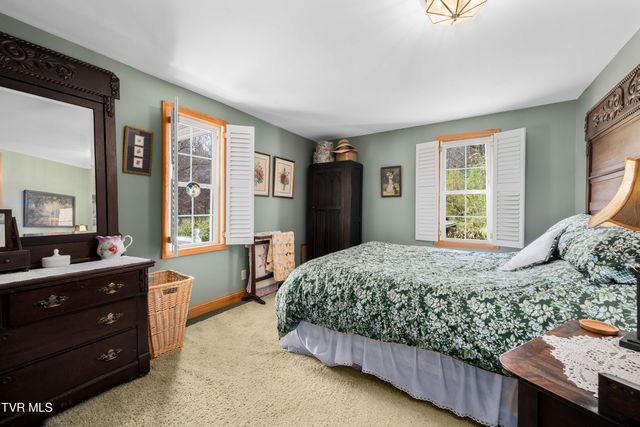 6646 Roan Creek Road, Butler, TN 37640