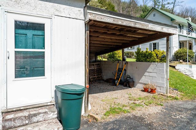 6646 Roan Creek Road, Butler, TN 37640