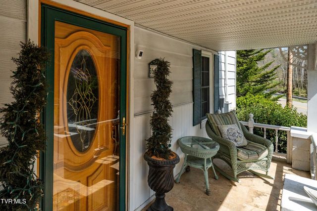 6646 Roan Creek Road, Butler, TN 37640