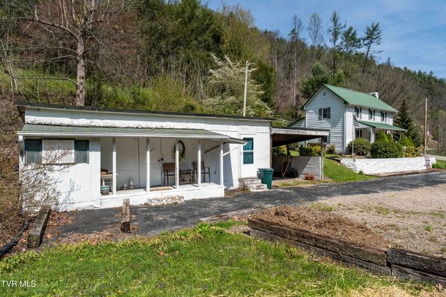 6646 Roan Creek Road, Butler, TN 37640