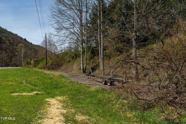6646 Roan Creek Road, Butler, TN 37640