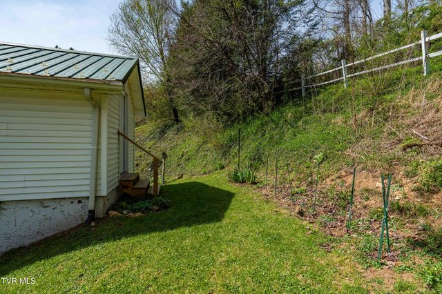 6646 Roan Creek Road, Butler, TN 37640