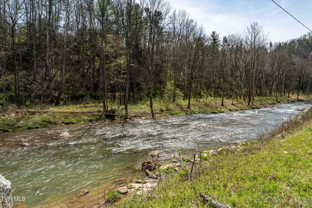 6646 Roan Creek Road, Butler, TN 37640