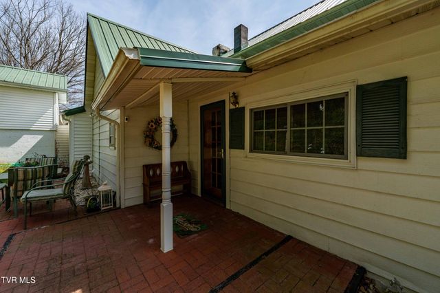 6646 Roan Creek Road, Butler, TN 37640