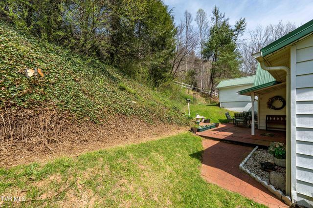 6646 Roan Creek Road, Butler, TN 37640