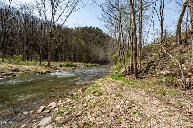 6646 Roan Creek Road, Butler, TN 37640