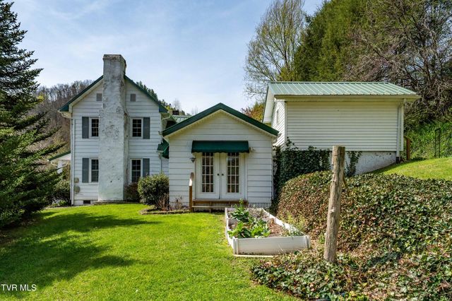 6646 Roan Creek Road, Butler, TN 37640