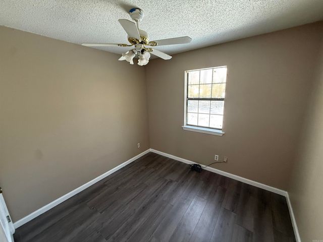 201 Natalie Ln, Jacksonville, AR 72076