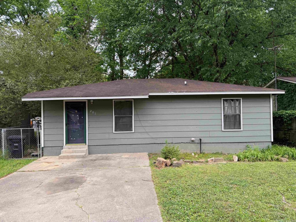 201 Natalie Ln, Jacksonville, AR 72076