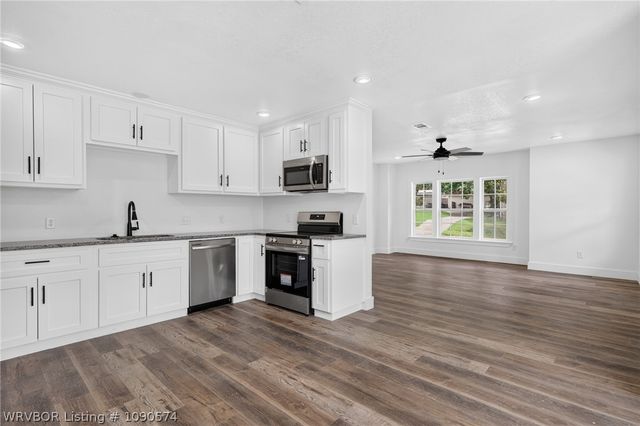 1612 Cedar Street, Van Buren, AR 72956