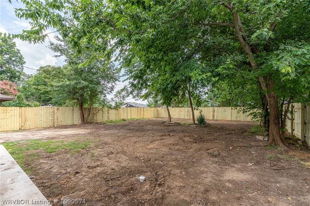 1612 Cedar Street, Van Buren, AR 72956