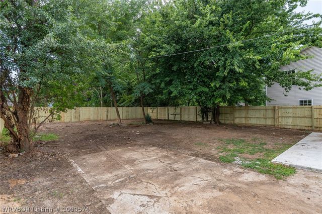 1612 Cedar Street, Van Buren, AR 72956