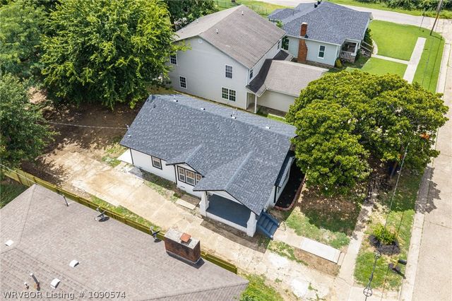 1612 Cedar Street, Van Buren, AR 72956