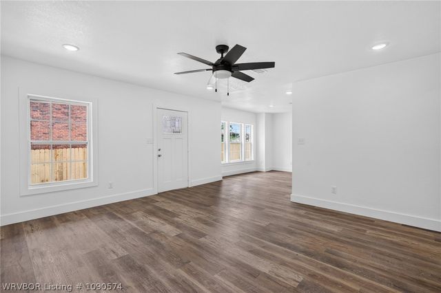 1612 Cedar Street, Van Buren, AR 72956